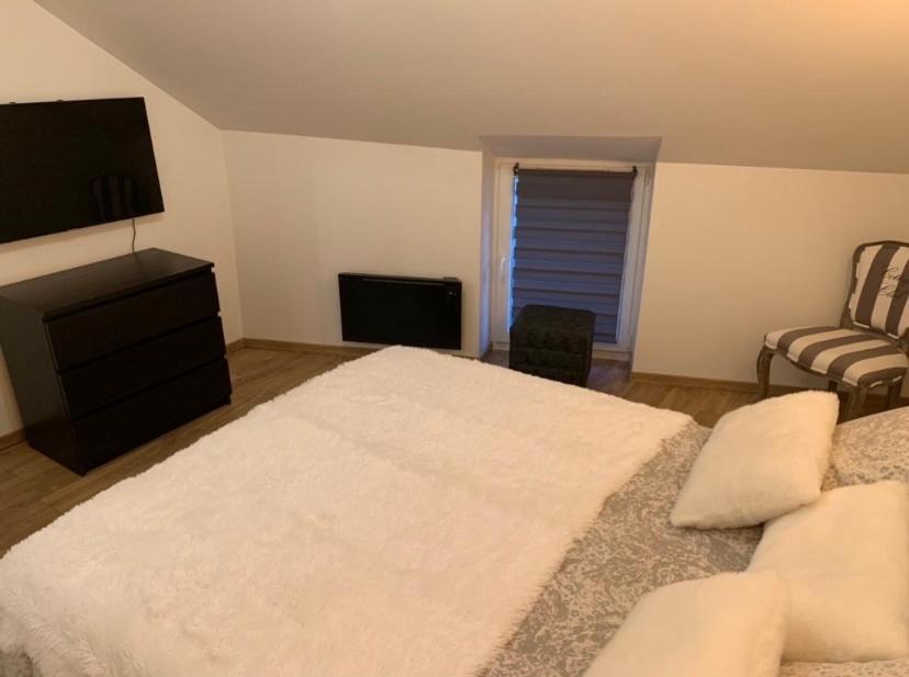 Maison Cosy Au Coeur Du Vignoble D'โอต์วิลเลส์ ภายนอก รูปภาพ